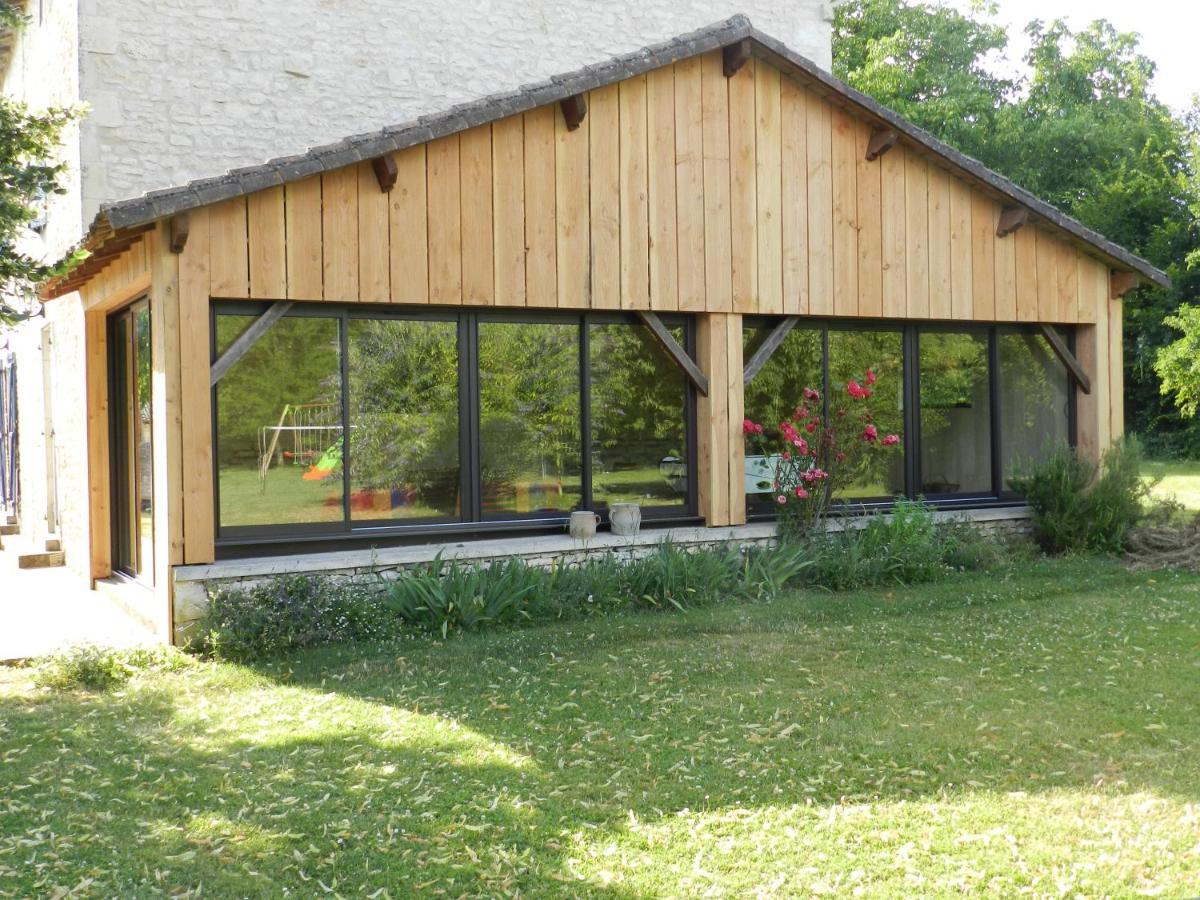La Maison Des Escargots Blanzay Экстерьер фото